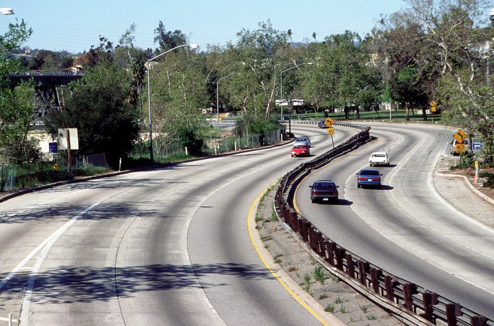 The curving lanes of the Arroyo Seco Parkway seen from Marmion Way, a Wikimedia Commons photograph in the encyclopedia of Mike Kobeissi